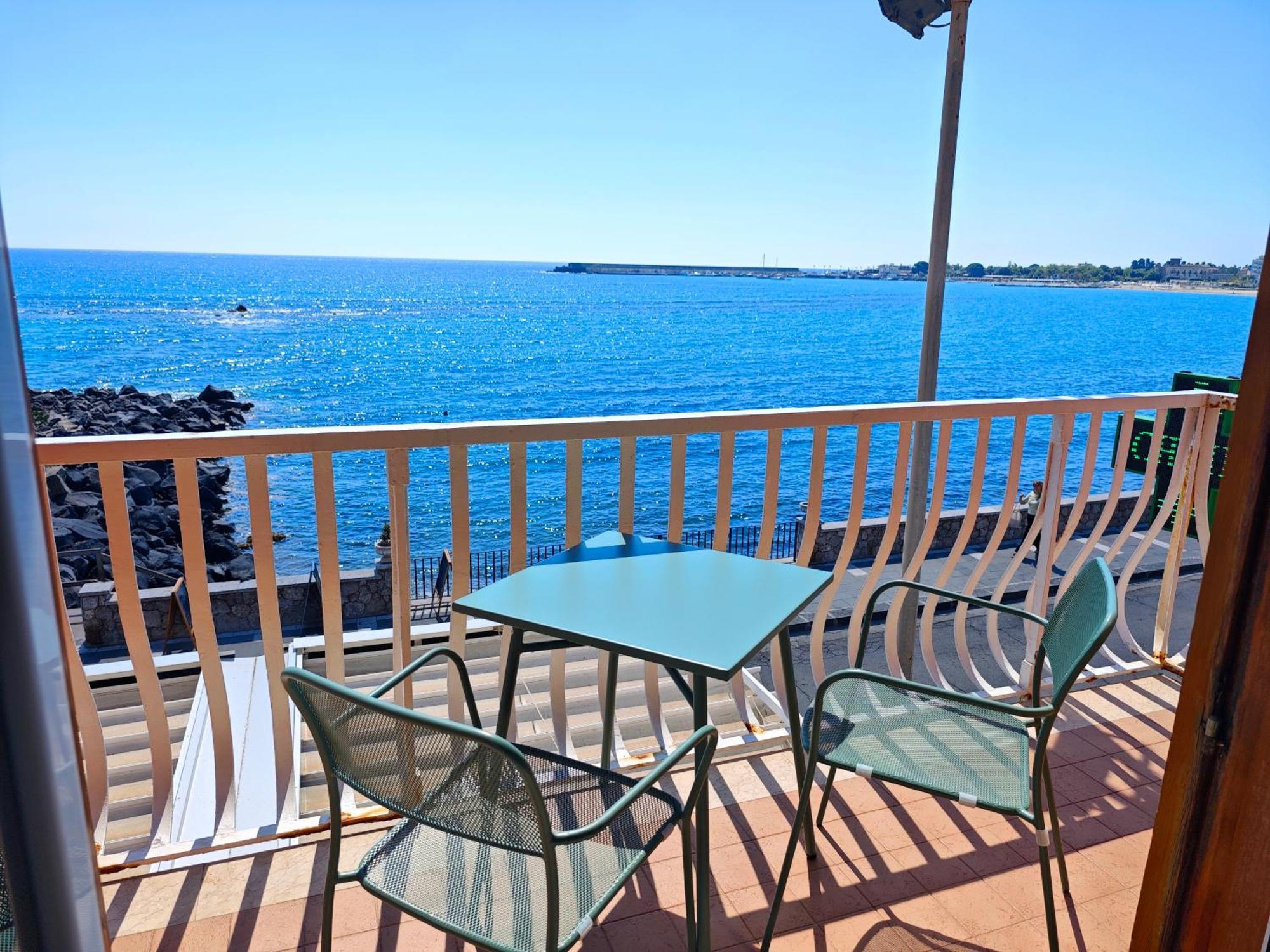 Super Panorama & Astonishing Apartment Seaview Джардини Наксос Екстериор снимка